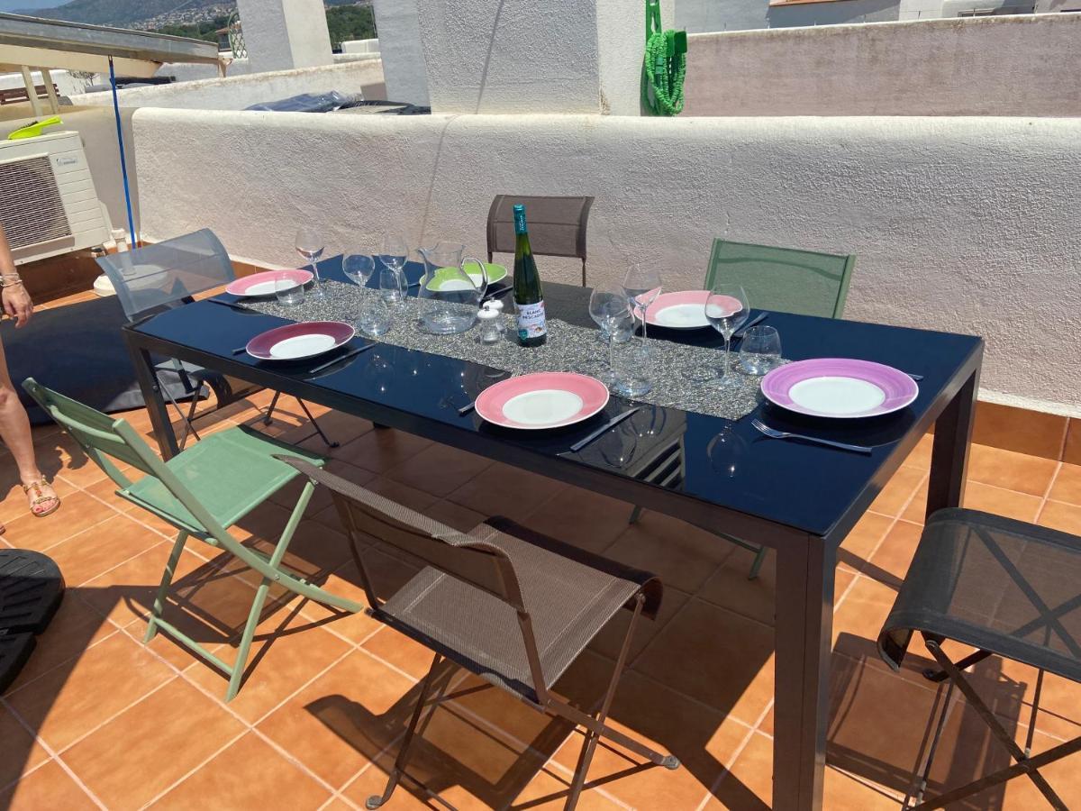Appartement Avec Terrasse Sur Le Toit Vue Mer Ρόζες Εξωτερικό φωτογραφία