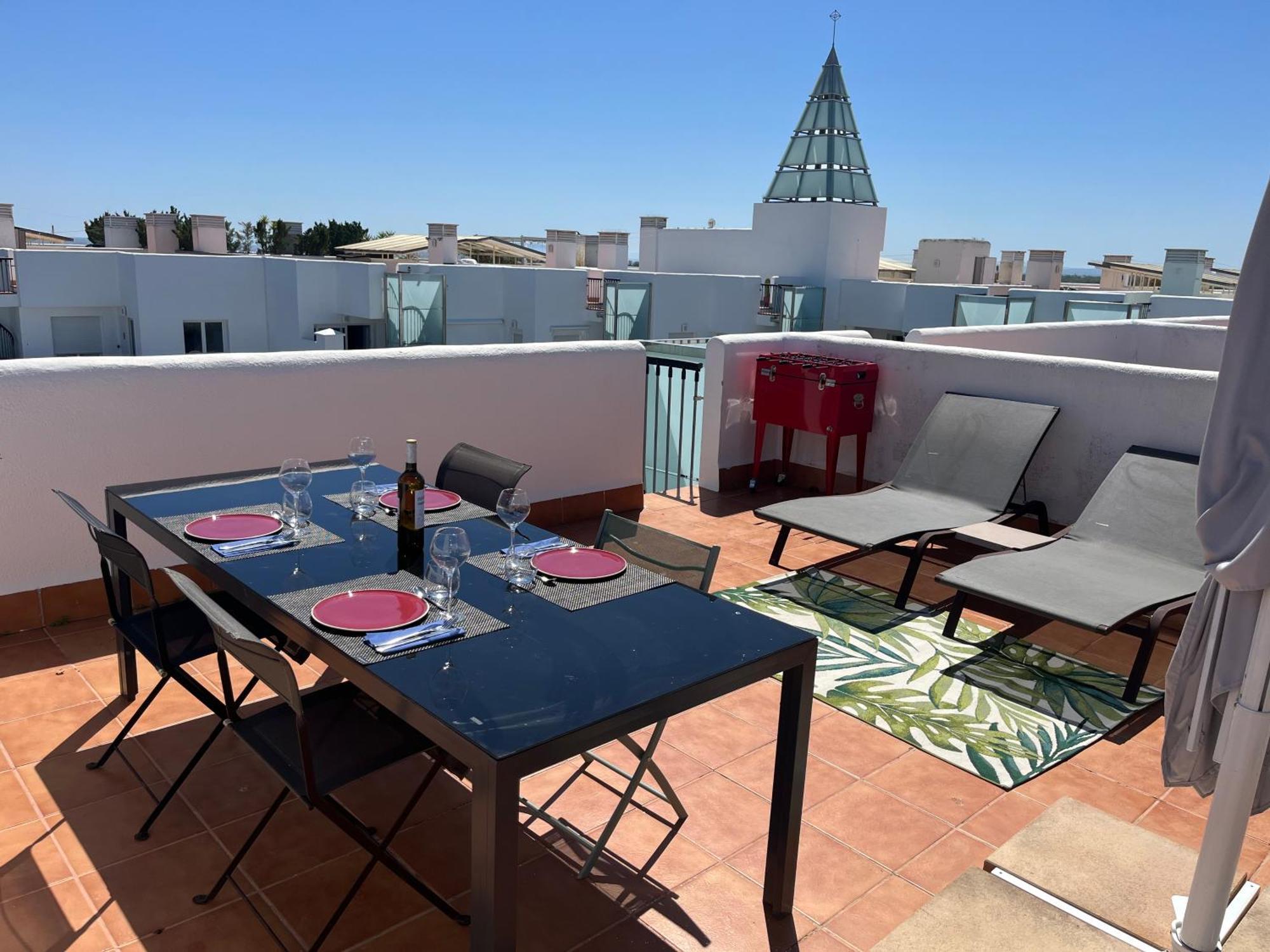 Appartement Avec Terrasse Sur Le Toit Vue Mer Ρόζες Εξωτερικό φωτογραφία