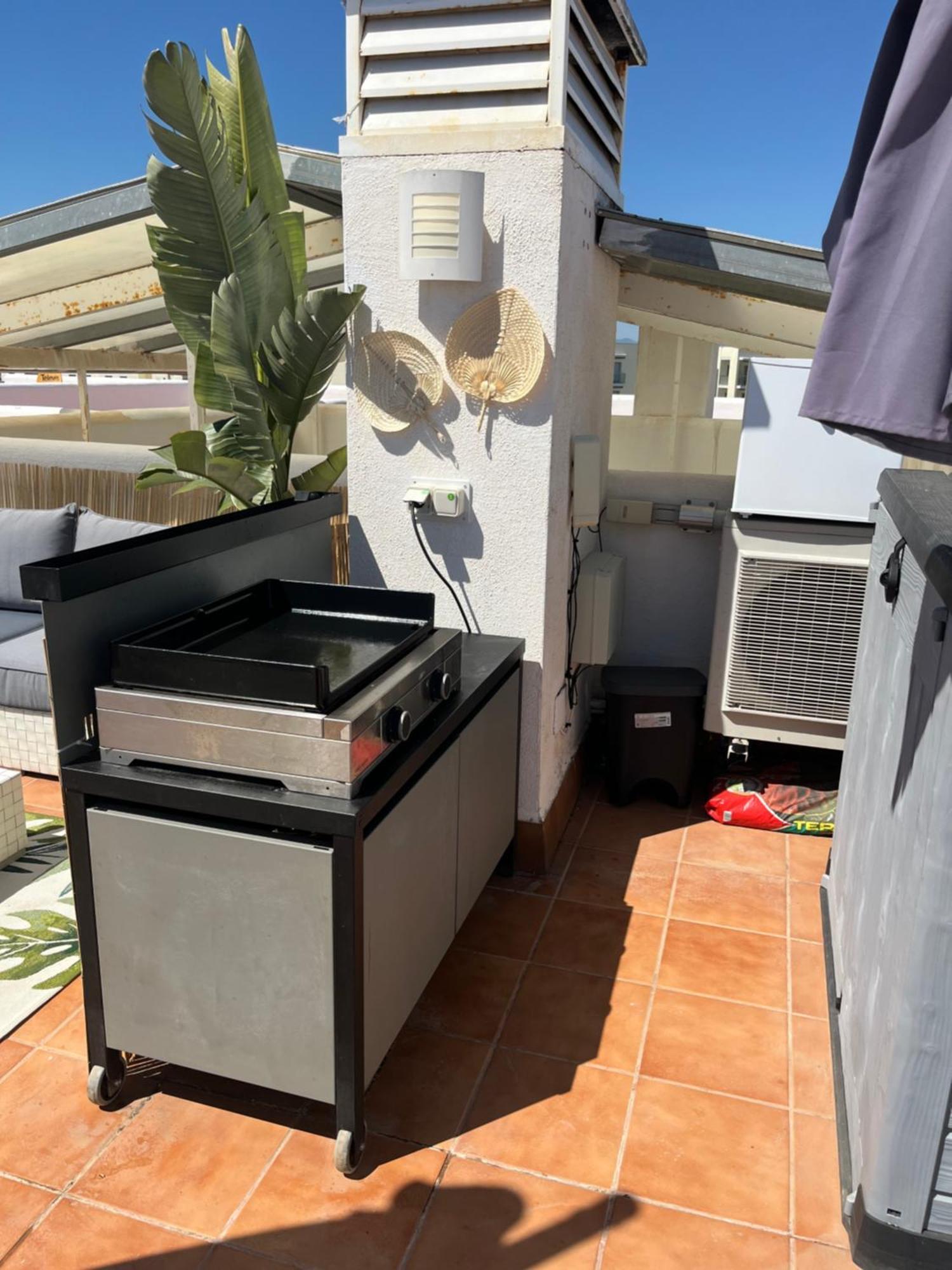 Appartement Avec Terrasse Sur Le Toit Vue Mer Ρόζες Εξωτερικό φωτογραφία